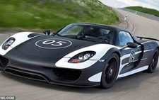 Porsche hé lộ siêu xe 