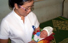 Trẻ sơ sinh bị bỏ rơi tại bệnh viện