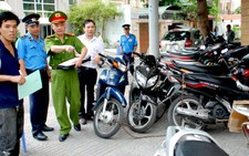 Ít xử phạt hành vi lấn chiếm lòng lề đường