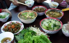 Bốn 