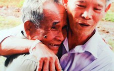 Triển lãm ảnh về quân tình nguyện Việt Nam ở Nam Lào