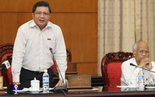 Khiếu kiện đất đai 