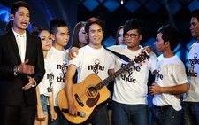 Nguyễn Thanh Hưng chia tay Vietnam Idol 2012