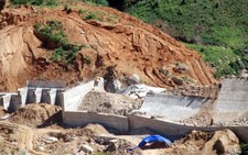 Vỡ đập thủy điện Đăk Mek 3