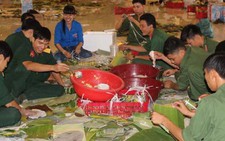Hơn 7000 bánh tét tặng người nghèo đón tết