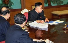 Chiếc smartphone bí ẩn của nhà lãnh đạo Kim Jong Un