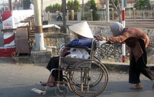 Tình chị em