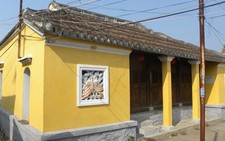 Vận động thành lập tủ sách 