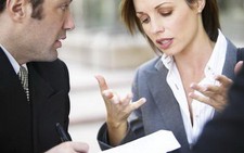 Khôi phục mối quan hệ công việc bị 