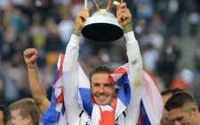 Beckham rời Mỹ với chức vô địch MLS lần hai