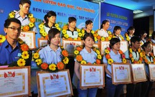 Trao giải thưởng Trần Văn Ơn và danh hiệu 