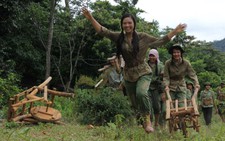 Phim nhà nước rầm rộ ra quân