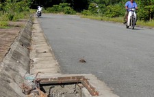 Hàng chục nắp cống bị lấy trộm