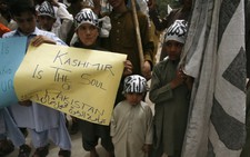 Lính Ấn Độ, Pakistan đọ súng dữ dội ở biên giới
