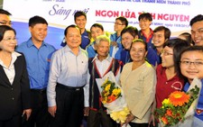 Đêm hội Sáng mãi ngọn lửa tình nguyện: đi để... trưởng thành!
