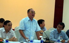 Cán bộ hải quan không nên sử dụng vũ khí