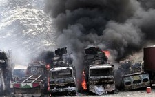 Taliban tấn công căn cứ quân sự Mỹ tại Afghanistan