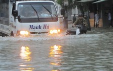 Lũ quét, lũ lớn cô lập Hà Tĩnh
