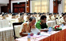 2.400 cảnh sát giao thông TP.HCM tập huấn ứng xử với dân