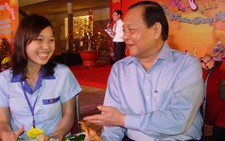 Nước mắt rơi trong đêm vui tết cùng công nhân xa quê