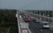 Dự án đói vốn, nhà đầu tư chờ cơ chế