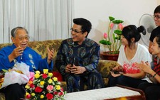GS Trần Văn Khê: Thư viện bao dung