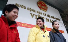 Vui buồn ngày về của ba cô dâu Việt