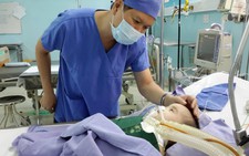 Bỏ tham quan để cứu mạng người