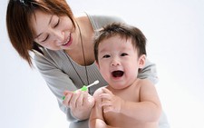 Những rắc rối khi trẻ mọc răng