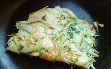 Về xứ Thanh ăn bánh khoái tép, bánh răng bừa và bánh cuốn