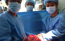 Phẫu thuật lấy khối u 