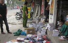 Bác đơn kiện vụ in sách lậu của First News