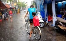 Mùa mưa, trẻ dễ mắc bệnh