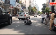 Ô tô tông 3 xe máy, 5 người nhập viện