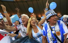 Lừa đảo đủ trò để được xem World Cup