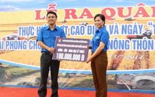 Đắp đường, xây cầu cho nông dân canh tác ruộng hoang