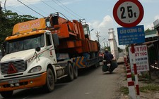 Bắt đoàn xe 