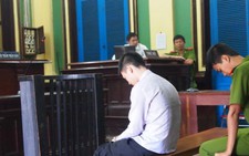 Giết ông ngoại vì bị mắng chửi: 12 năm tù
