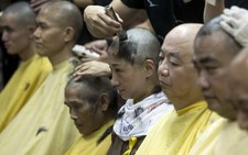 Hong Kong: hai nhóm biểu tình xông vào nhau