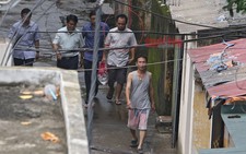 Phát hiện nhiều hung khí trong nhà nghi phạm bắt cóc con tin