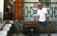 ​Điện không thiếu nhưng cắt thường xuyên