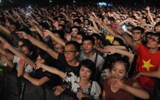 Bạn trẻ cuồng nhiệt với Festival âm nhạc quốc tế Gió mùa