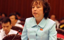 Bà Phong Lan 