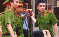 ​Khi luật sư đi... lừa