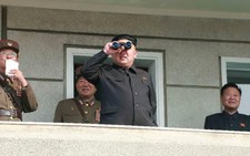 Kim Jong Un lên máy bay chiến đấu
