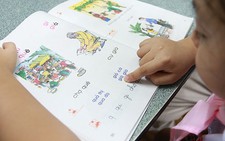 Tiêu điểm: Nhiều người viết sách giáo khoa, thêm nhiều lựa chọn