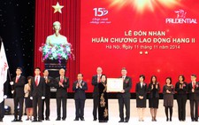 Prudential VN, DN Anh đầu tiên nhận HC Lao động hạng Nhì