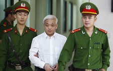 “Bầu” Kiên phải uống thuốc khi trả lời thẩm vấn