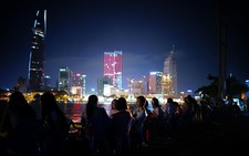 ​“Picnic đêm vỉa hè” - phát hiện thú vị về Sài Gòn
