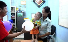 Bé trai bị bỏ rơi trên taxi: luật hay 